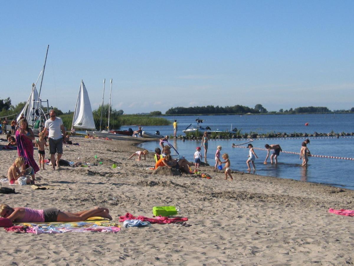 Comfortably Vacation Home At Slotermeer Lake Balk Zewnętrze zdjęcie